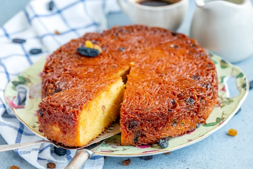 Kugel dulce cu paste Foto shutterstock 1319371577 jpg
