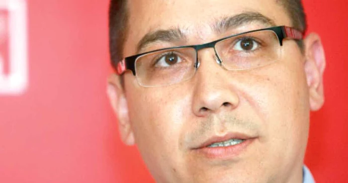 Victor Ponta a anunţat că Opoziţia va depune azi cea de-a doua moţiune de cenzură pe legea salarizării  
