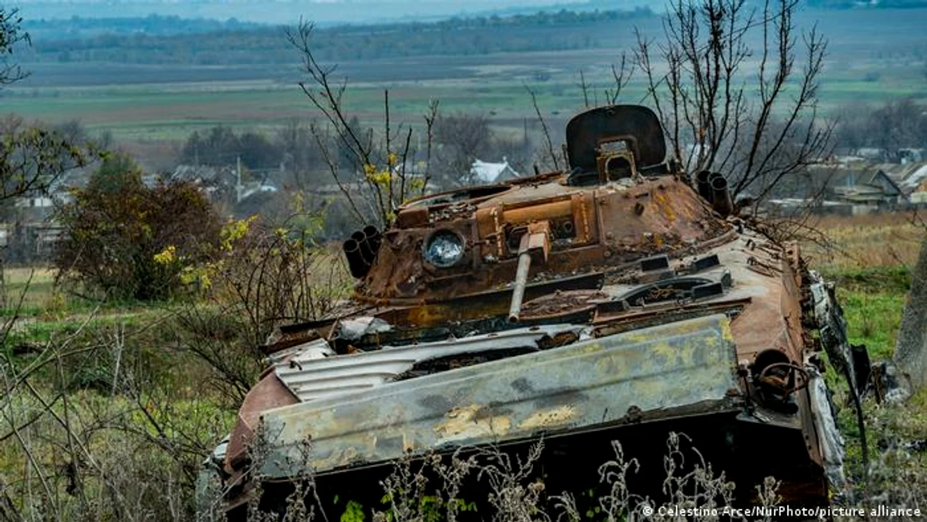 Un tanc rusesc distrus în regiunea Herson