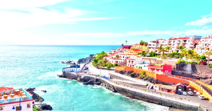 Tenerife este una dintre destinaţiile de vacanţă preferate de români