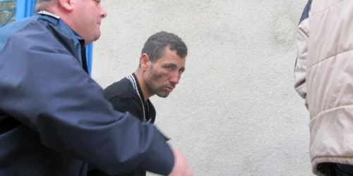 Criminalul micuţului a fost reţinut pentru 24 de ore