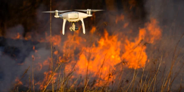 Incendiu padure vegetatie drona FOTO Shutterstock