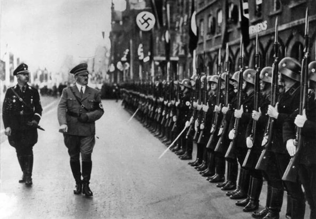 Moartea fratelui său mai mic, ar fi influențat dorința de ascensiune la putere a lui Hitler