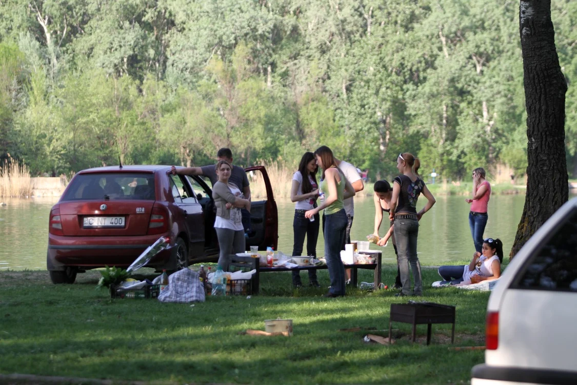 Turiştii indisciplinaţi pot primi amenzi mari, dacă nu vor respecta legea