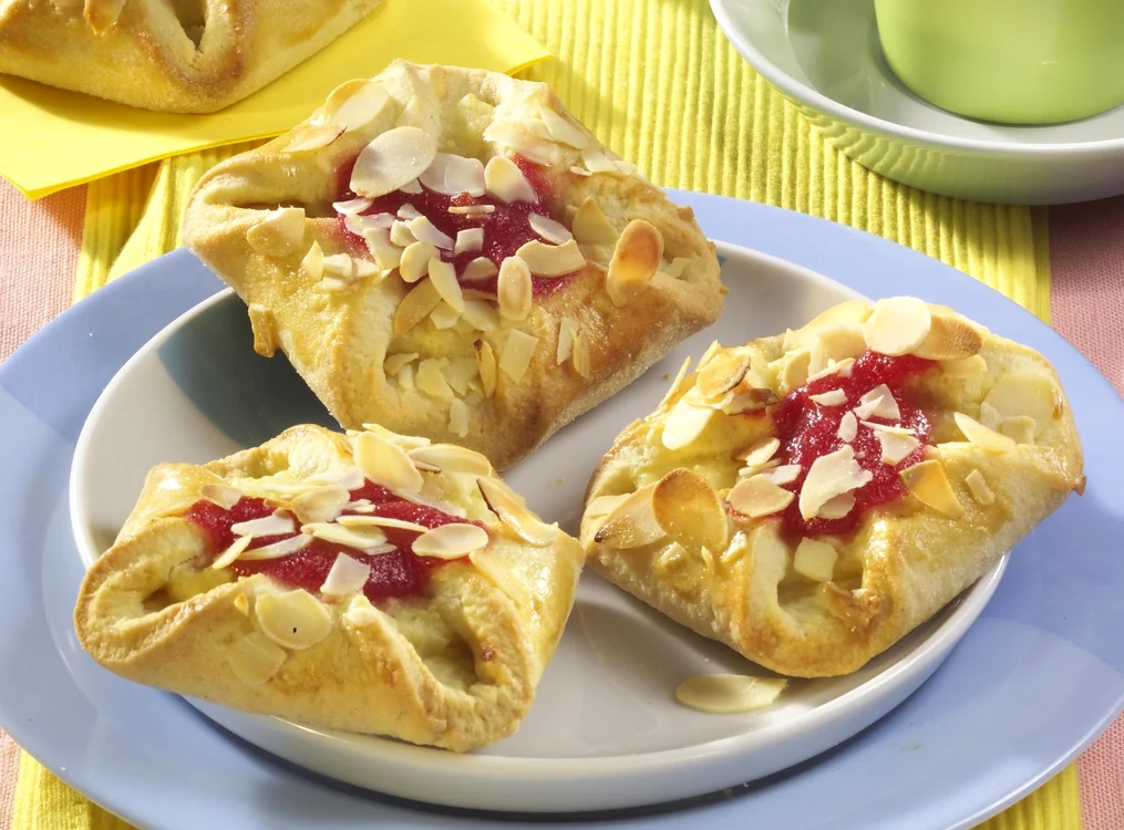 Curd Bundles with Almonds jpeg