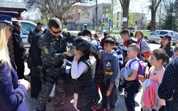 Ziua Poliţiei, sărbătorită la Călăraşi în parcul Dumbrava FOTO IPJ Călăraşi