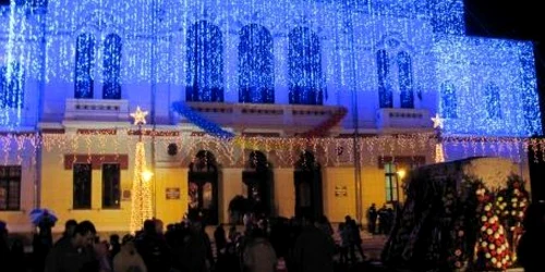 Iluminatul festiv a fost aprins doar în centrul oraşului