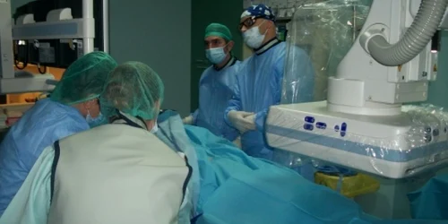 Medicii au reparat venele testiculare afectate fără să folosească bisturiul