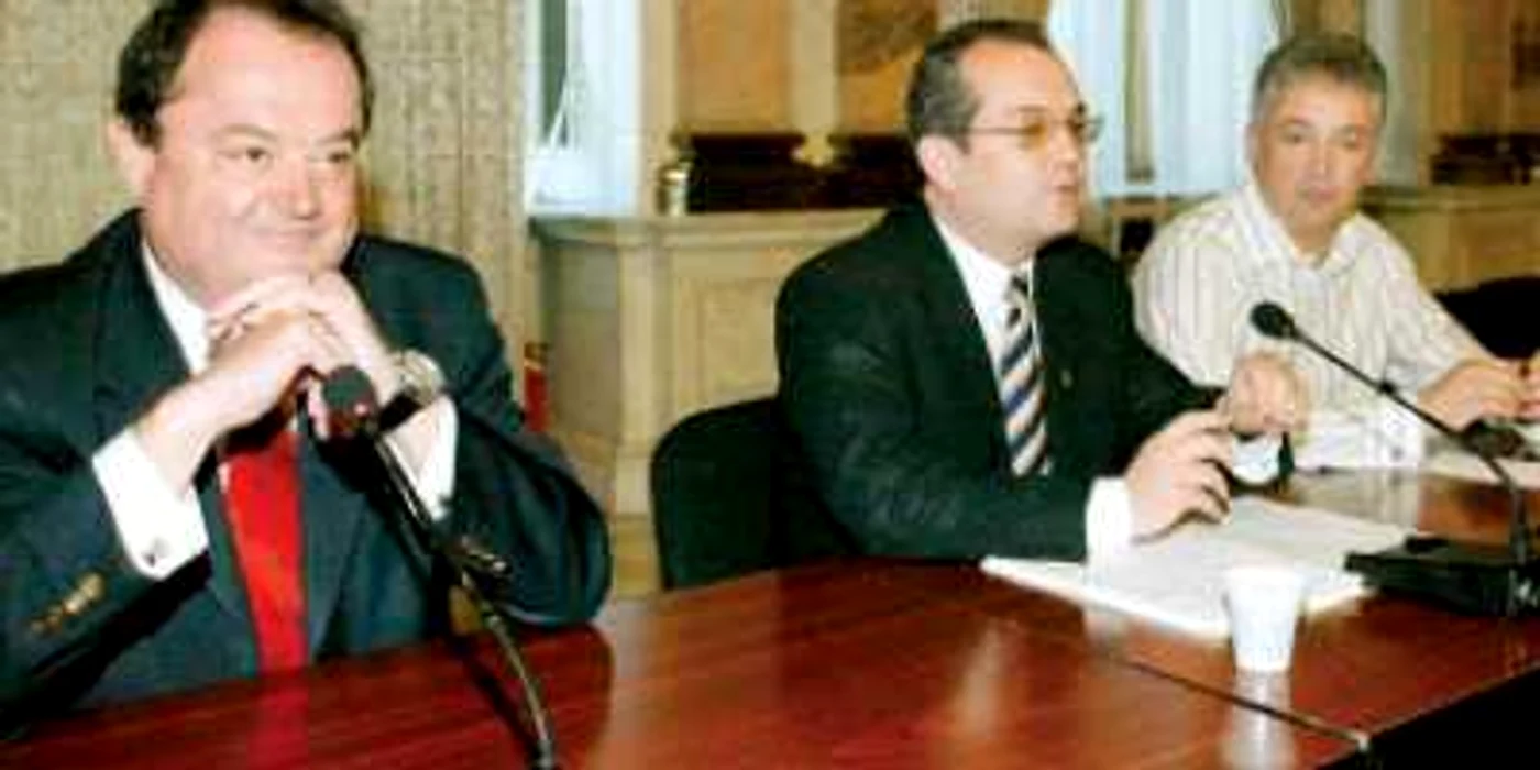 În teritoriu a început divorţul PDL -PSD
