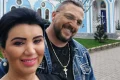 Adriana Bahmuţeanu, încântată de vizita în America, la soțul ei, George Restivan  