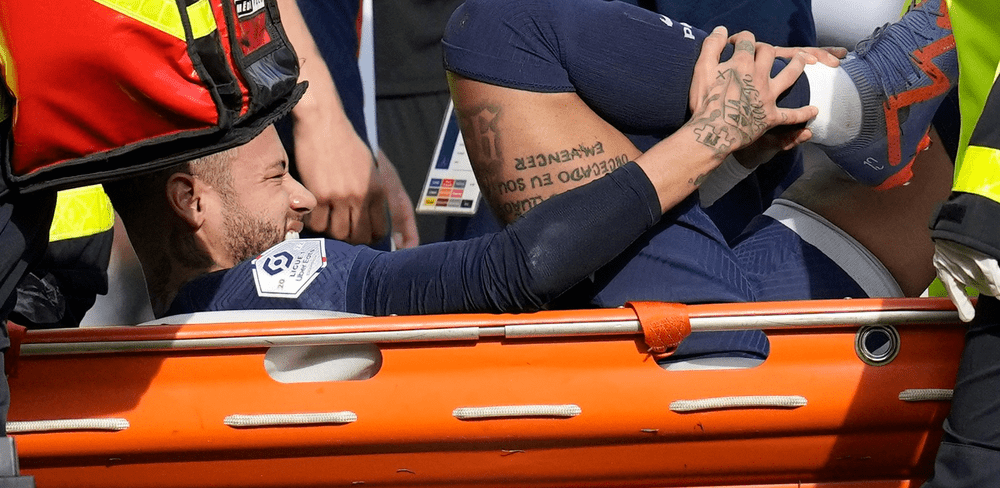 PSG l-a pierdut pe Neymar, accidentat oribil. Însă a învins pe Lille după un meci senzațional, cu 7 goluri