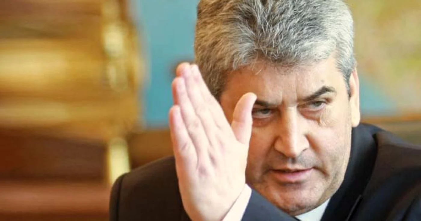 Președintele UNPR, Gabriel Oprea, și-a alăturat formațiunea bărcii USL