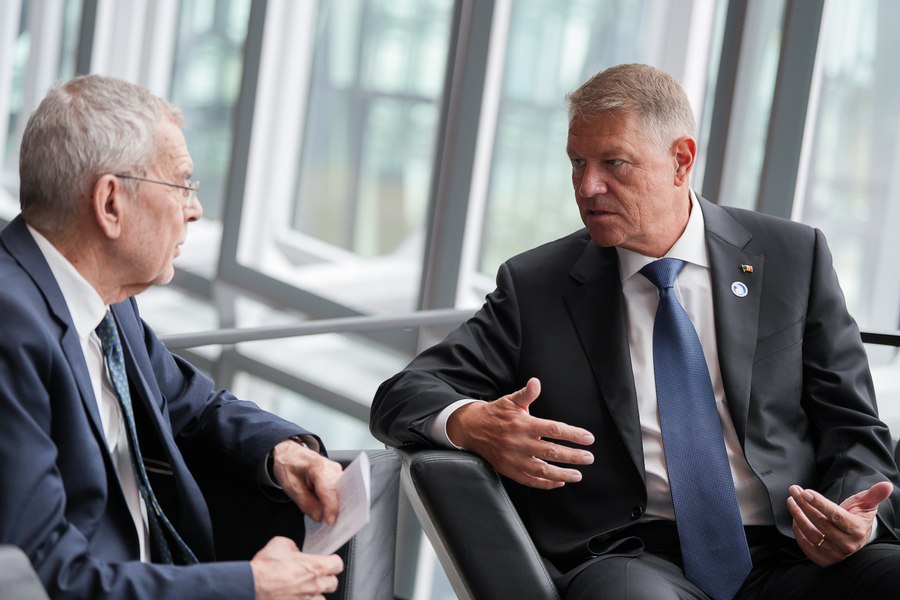 Iohannis, întâlniri bilaterale în Islanda. Discuție cu președintele Austriei despre Schengen
