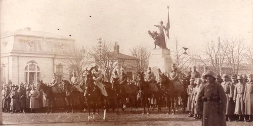 statuia independentei