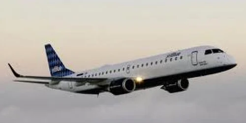 Avionul a fost obligat să aterizeze de urgenţă pe Otopeni.