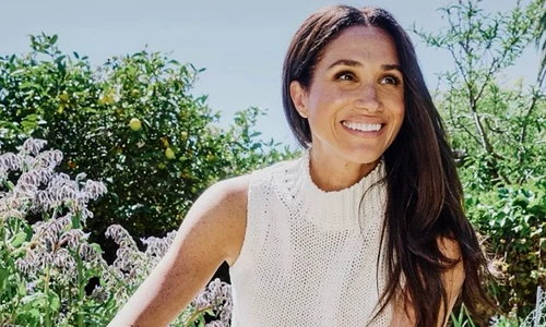 Meghan Markle în grădină la Montecito (1) png