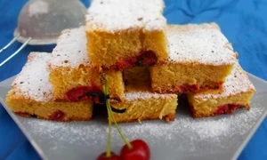 pandispan cu visine jpeg