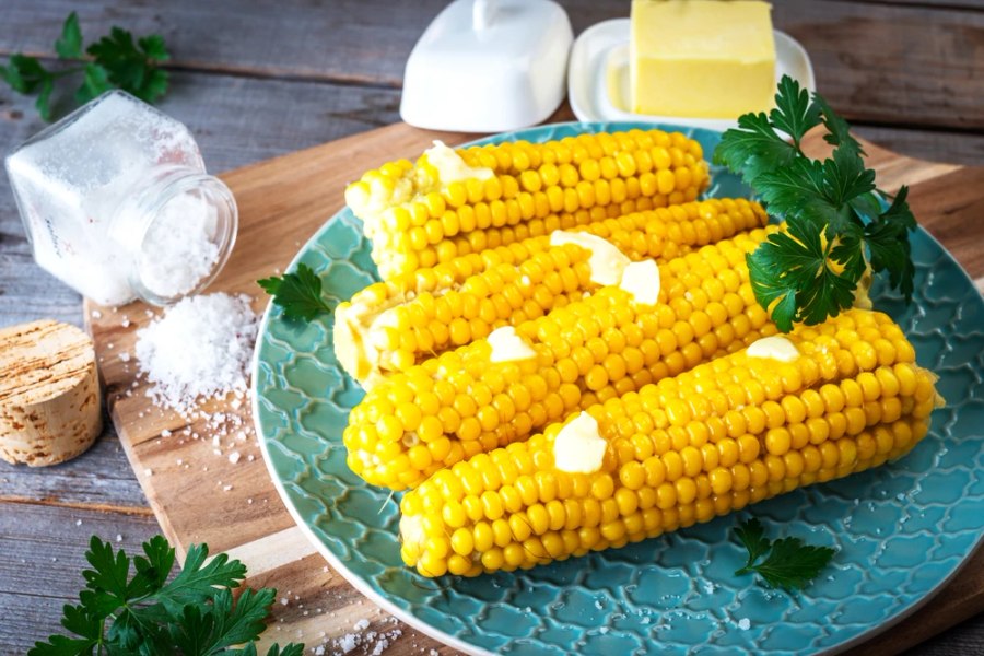 Cum se fierbe corect porumbul. Trucuri simple care fac preparatul delicios, ce să nu faci niciodată