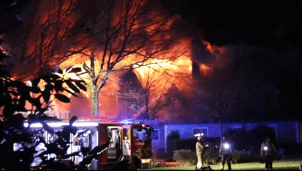 O româncă a murit într-un incendiu în Belgia în timp ce încerca să salveze o bătrână