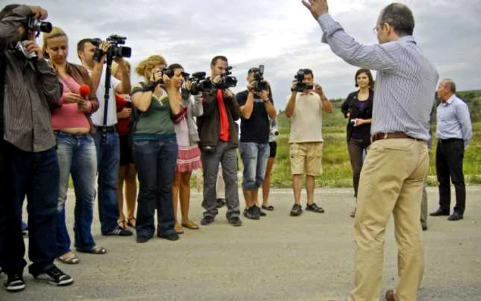 Emil Boc, din nou pe centura de ocolire. Foto: arhivă