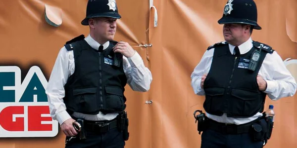 Politisti britanici