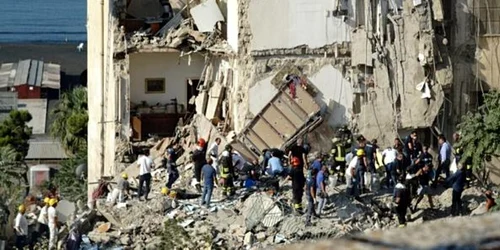 Cladire prabusita la Torre Annunziata