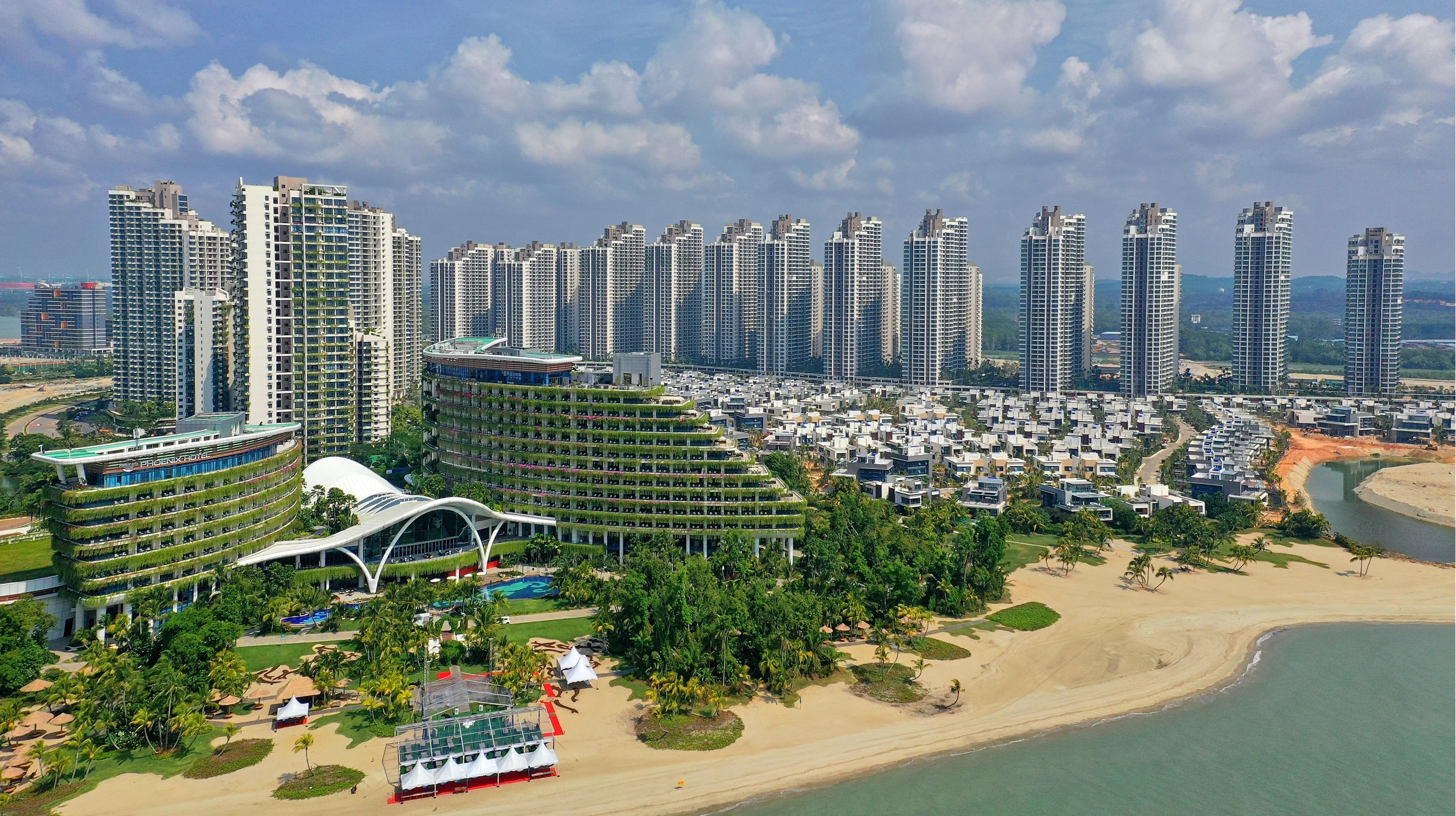 Orașul fantomă din Malaezia: construit pentru 700.000 de oameni, locuit de 9.000. Cum vor autoritățile să transforme Forest City