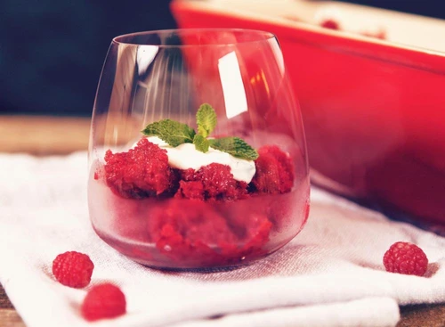 Granita de zmeura, cu iaurt si menta jpeg