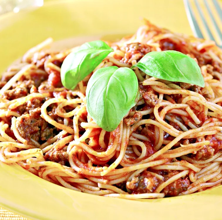 
    Paste bolognese de post  