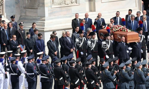 Înmormântare Silvio Berlusconi la Milano familie copii 14 iunie 2023 FOTO Profimedia (6) jpg