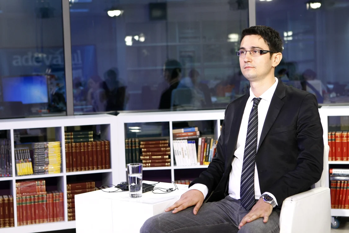 Candidatul, mesajul şi tinerii – dialog cu Antonio MOMOC jpeg