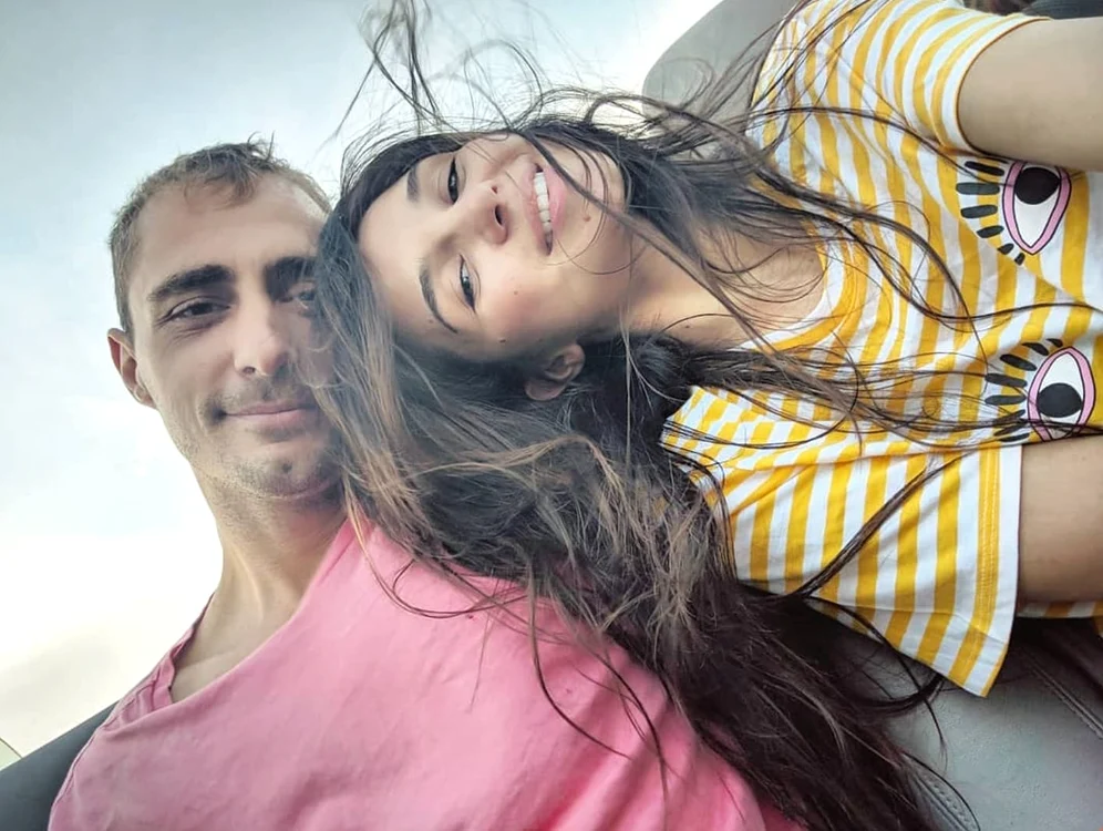 
    Zora, fiica lui Vladimir Drăghia a făcut otităFoto Facebook  