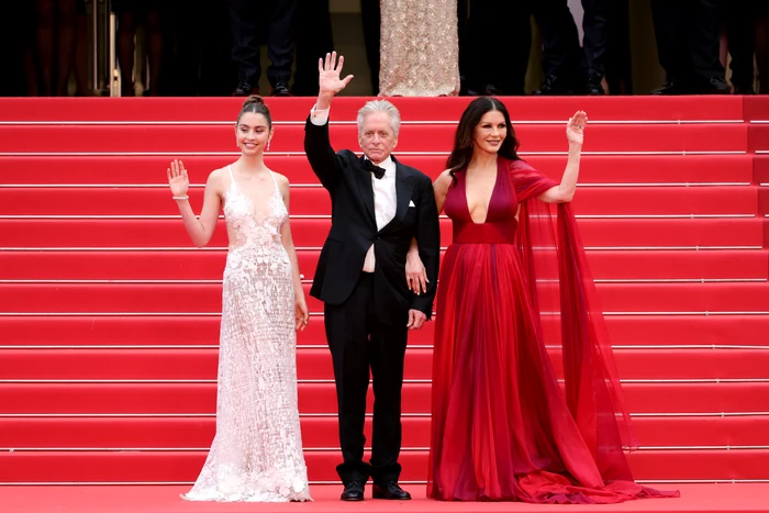 Michael Douglas și Catherine Zeta Jones la Cannes 2023, alături de fiica lor, Foto Getty (3) jpg