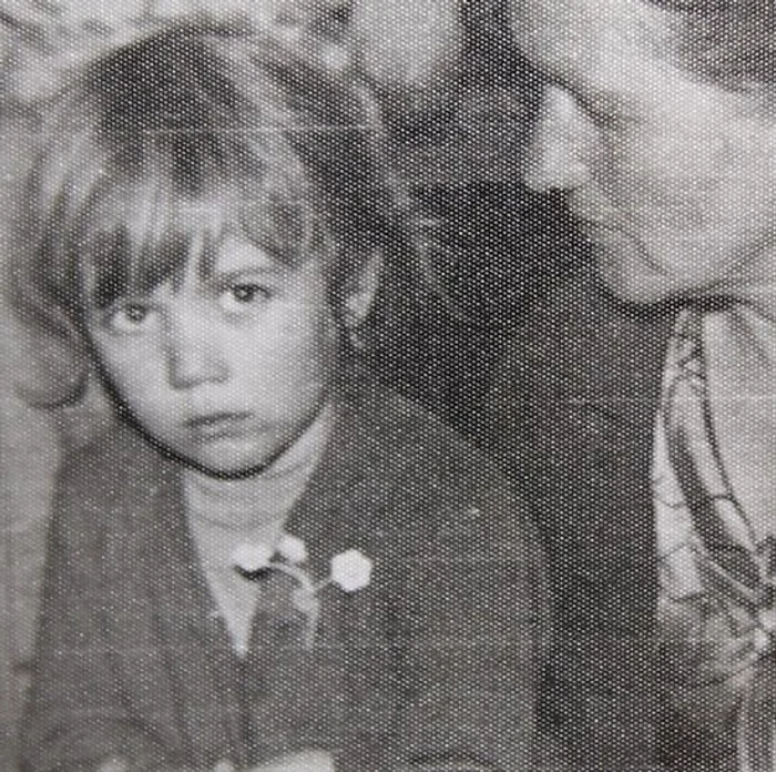 Aşa arăta Gina Pistol în copilărie, când nu trecuse pe la bisturiu