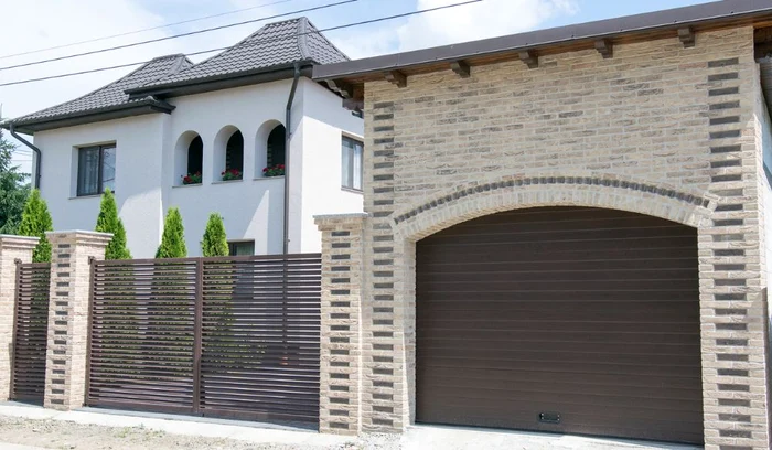 usa de garaj maro alexiana 1  jpg