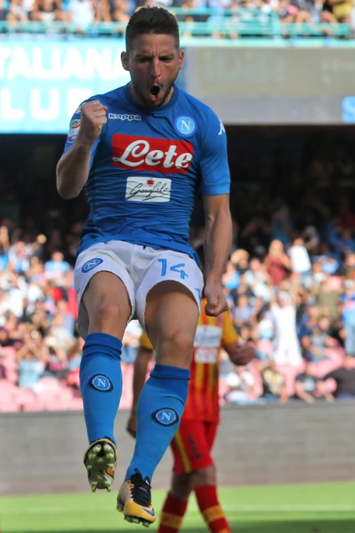 Hamsik şi Napoli au pus gând rău campioanei Olandei