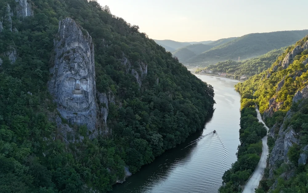 Secretele Banatului Montan, ținutul plin de comori al României, renăscut din sălbăticie cu ajutorul coloniștilor