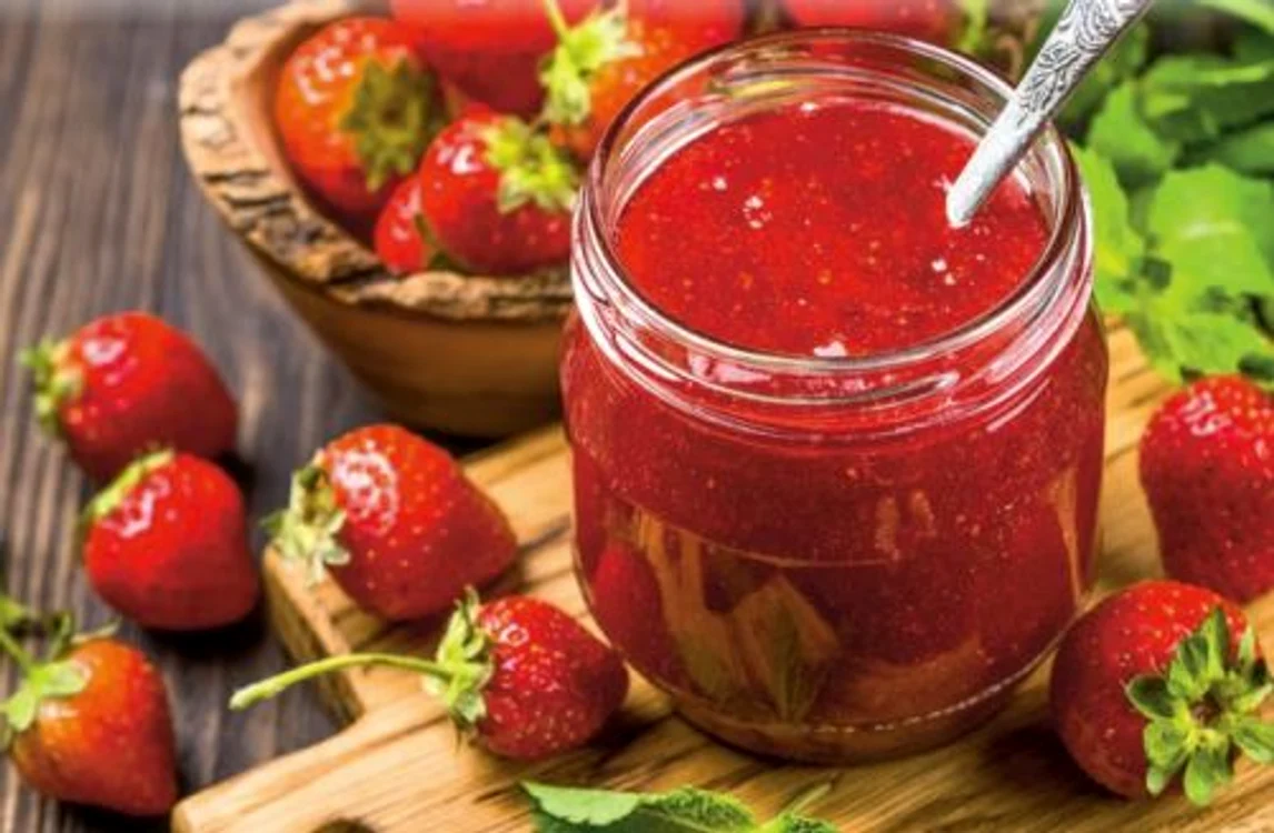 dulceata de capsuni jpg