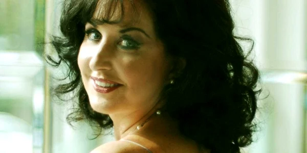 elena mosuc 