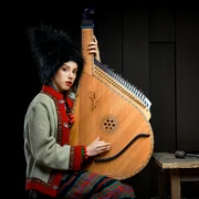 cobza 2 shutterstock 1723100116 jpg