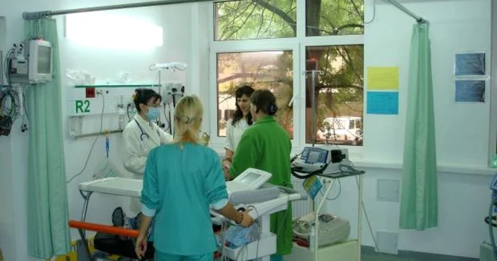 Suma prevazută drept coplată se va calcula procentual din valoarea serviciilor medicale 