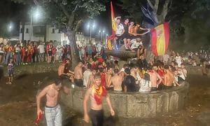 Tragedie în Spania: un adolescent de 13 ani a murit în timpul petrecerii dedicate victoriei la Mondiale FOTO X