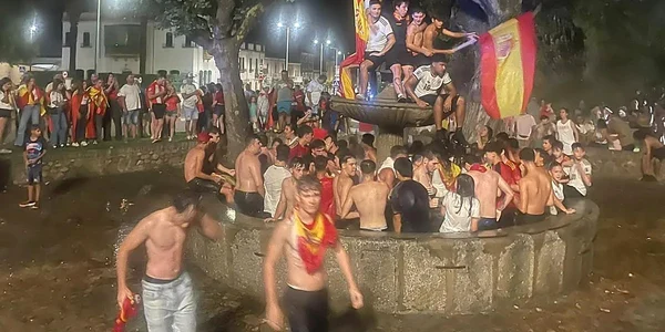 Tragedie în Spania: un adolescent de 13 ani a murit în timpul petrecerii dedicate victoriei la Mondiale FOTO X