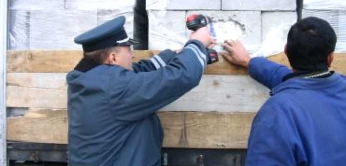 Braşov: Bunuri confiscate şi amenzi mari date de Vama Braşov