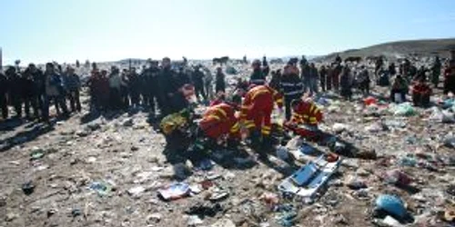 Medicii au resuscitat-o pe tânără mai bine de o jumătate de oră - Foto David Sugár
