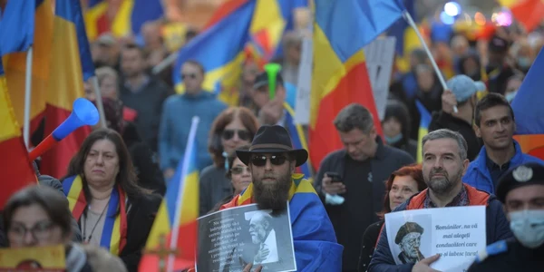 Protest împotriva restricţiilor impuse de autorităţi împotriva răspândirii Covid 19. Foto Mediafax