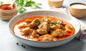 papricaș de pui shutterstock 1982485994 jpg