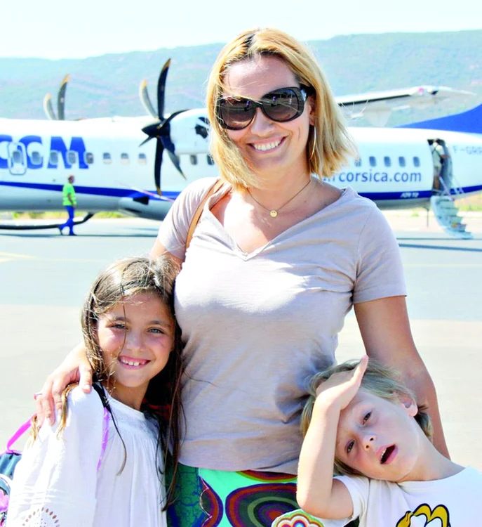 Andreea şi fiica ei sunt fane ale băieţilor Lala