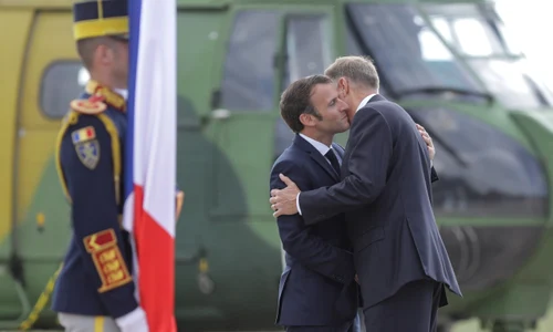 INSTANT MK MACRON IOHANNIS 001 INQUAM Photos Octav Ganea jpg