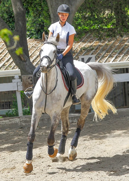 Iggy Azalea Goes Horseback Riding In LA jpeg